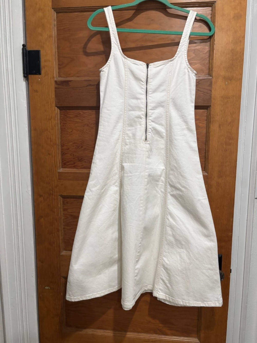 OLD NAVY CREAM DENIM DRESS - Picture 4 of 6